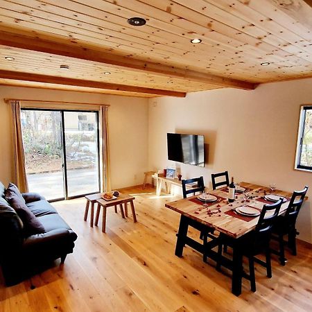 Kitsune Cottages Hakuba Esterno foto